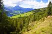 Scorcio sulla Val Badia. Sullo sfondo il Sas de P�tia