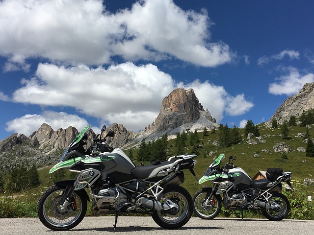 Corsi di guida sicura sulle Dolomiti