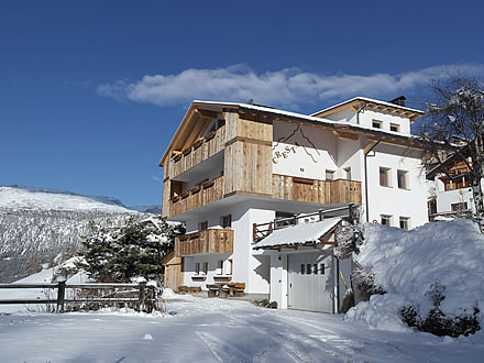 Apartments Cresta