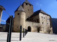Around the castle Tor - Museumladin