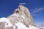 La via ferrata per raggiungere la cima