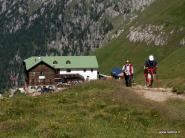 Rifugio Genova (2297 m)